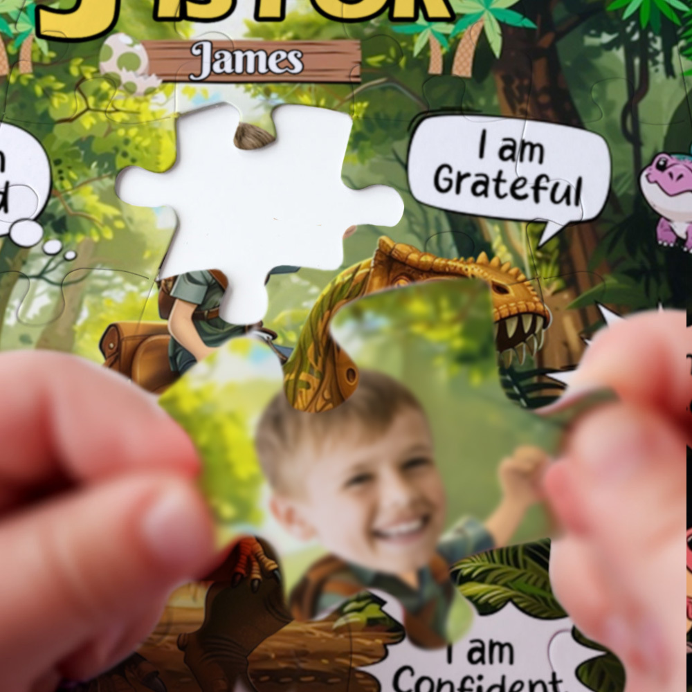 Kleiner Junge Reitet Dinosaurier – Ich Bin Nett, Ich Bin Mutig – Personalisiertes Foto-puzzle - FotoSocken