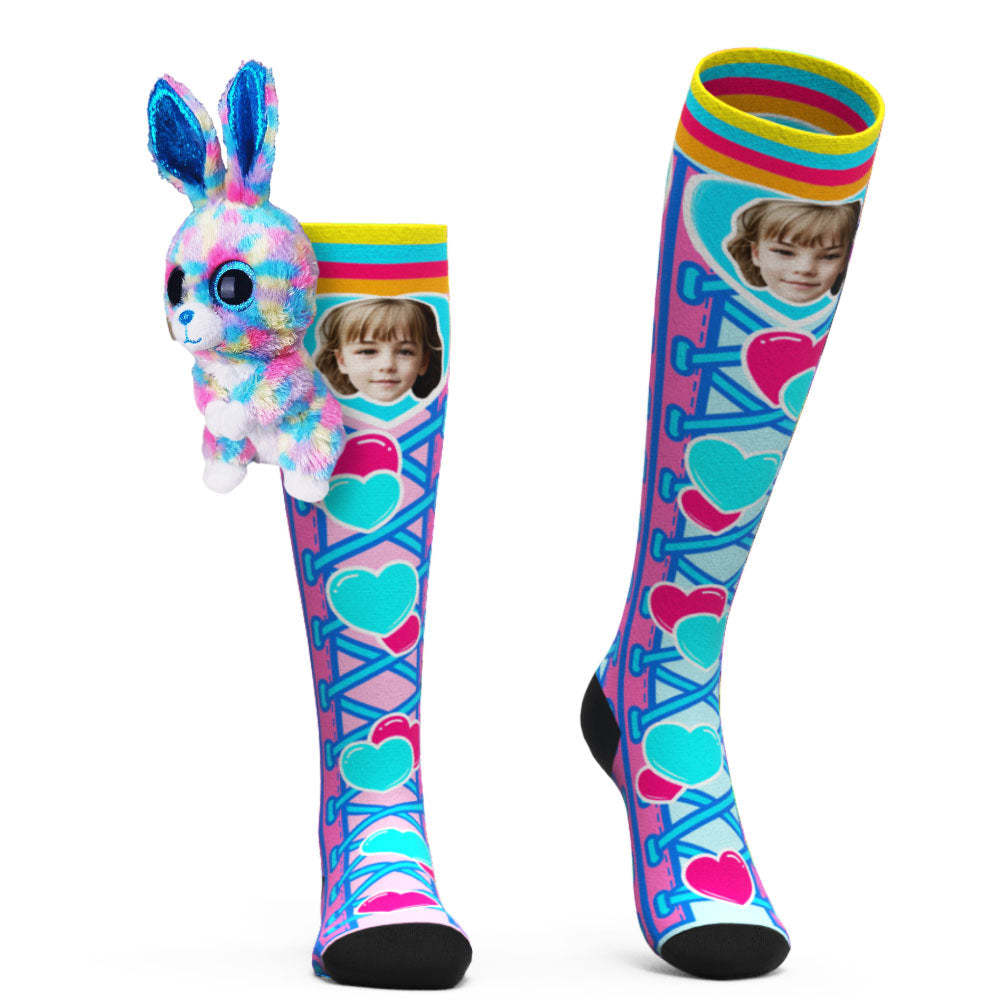 Benutzerdefinierte Socken Kniehohe Gesichtssocken Kaninchenpuppe Blaue Liebesherzsocken - 