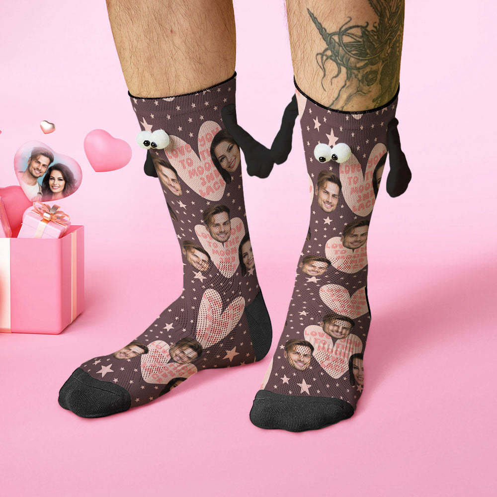 Benutzerdefinierte Gesichtssocken, Lustige Puppen-mid-tube-socken, Magnetische Hände Haltende Socken, Love You To The Moon And Back, Valentinstagsgeschenke - 