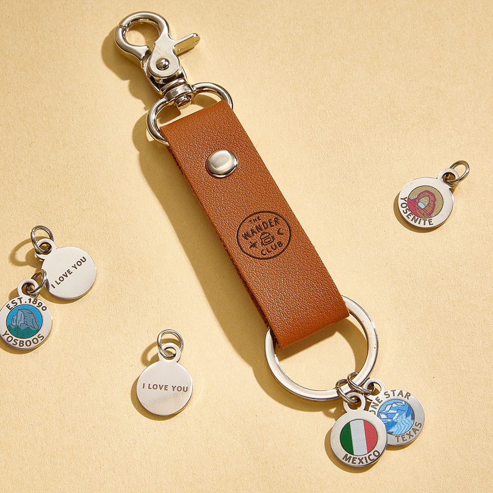 Personalisierter Token Schlüsselanhänger Halter Schlüsselanhänger Autozubehör Schlüsselanhänger Bräutigam Geschenk Für Ihn Papa Männer Geschenk Zum Geburtstag Individuell Graviert - FotoSocken