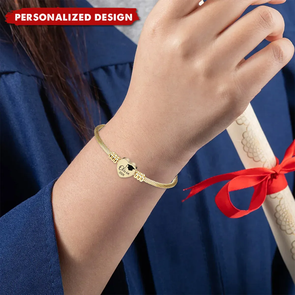 Gepersonaliseerde Afstudeerarmband In Hartvorm - Cadeau Met Naam En Jaartal Voor Haar - SokkenFoto