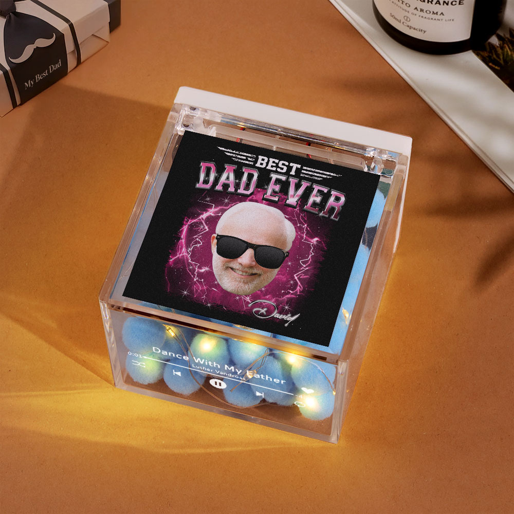 Aangepaste Mini-platenspeler Met Vintage Vadergezicht En Een Zonnebril In Thug-stijl, Automatische Muziekspeler, De Beste Vaderstijl Voor Vaderdag - SokkenFoto