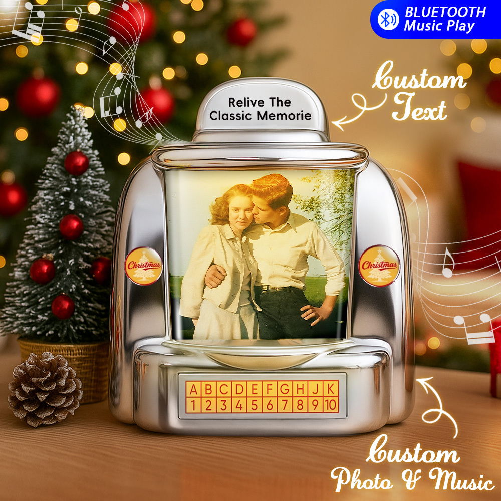 Aangepaste Ai Restore Old Memories Mini Jukebox Retro Speaker - Gepersonaliseerde Foto, Namen En Datum Muziek Minispeler Met Radio | Vintage Tafeldecoratie, Nostalgische Kerst Retro Cadeaus - SokkenFoto