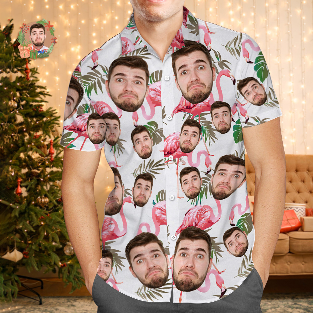 Aangepaste Gezicht Hawaiiaanse Shirt Gepersonaliseerde Flamingo Bloemen En Bladeren Strand Vakantie Kerst Gezicht Hawaiiaanse Shirt - SokkenFoto
