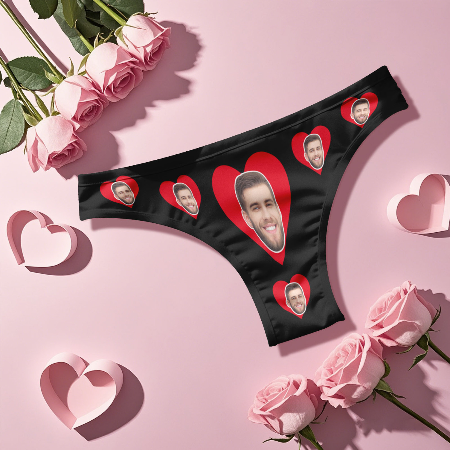 Personaliseer Je String Met Hartjesprint En Mash Face-design, Een Perfect Valentijnscadeau Voor Haar. - SokkenFoto