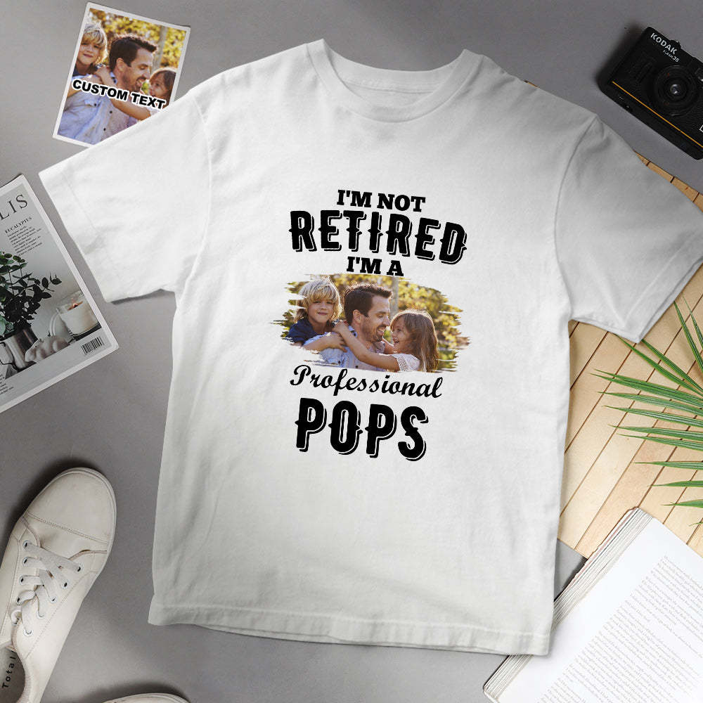 Aangepast Gezicht Heren T-shirt Ik Ben Niet Met Pensioen, Ik Ben Professioneel - SokkenFoto