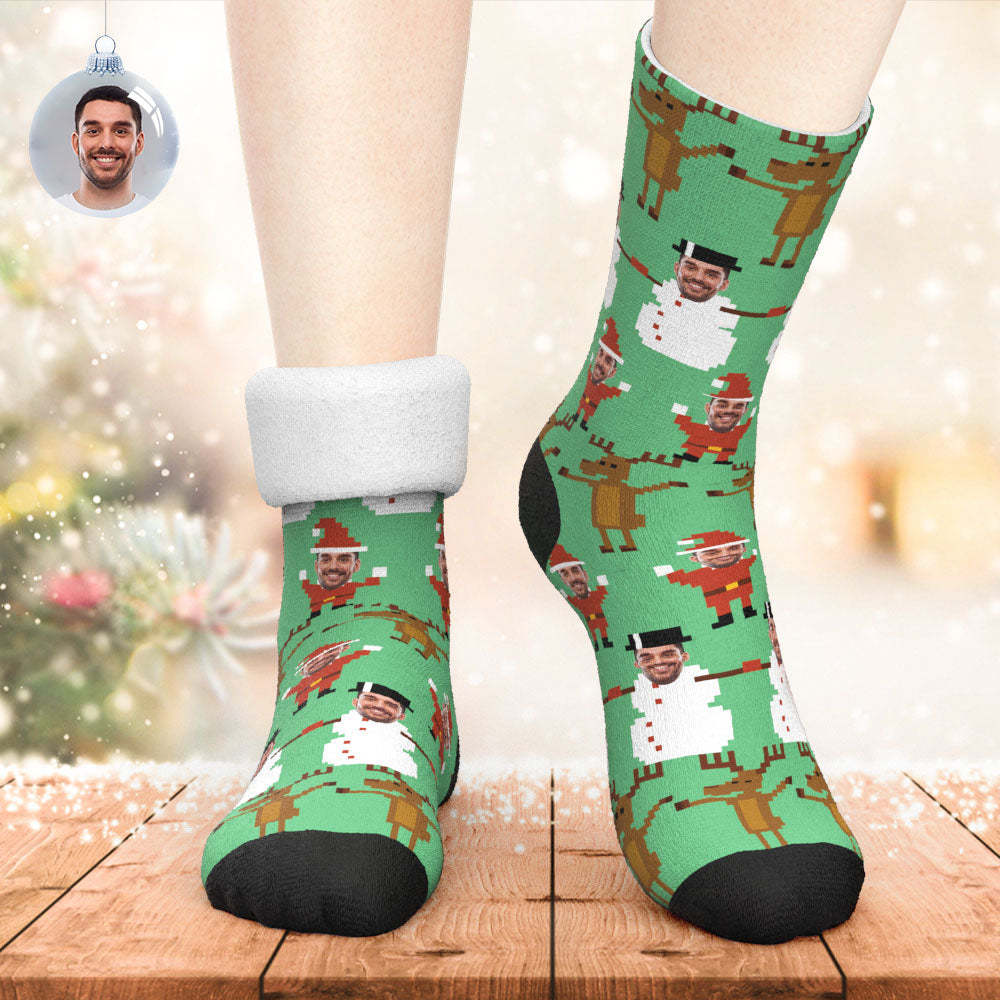 Aangepaste Dikke Sokken Foto 3d Digitaal Bedrukte Sokken Winter Warm Pixelpatroon Kerstsokken - SokkenFoto
