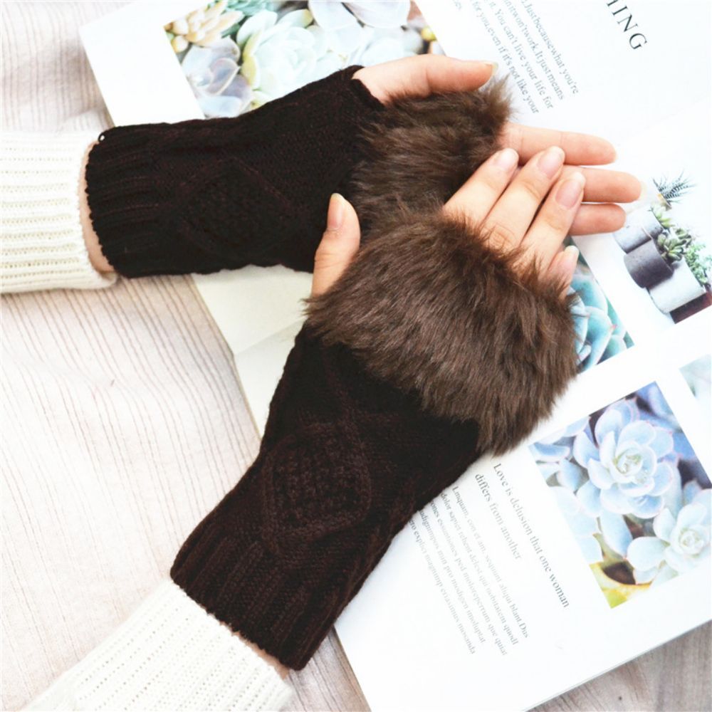 Winter Warm Half Finger Short Fleece Two Rhombus Fingerless Gloves - SokkenFoto