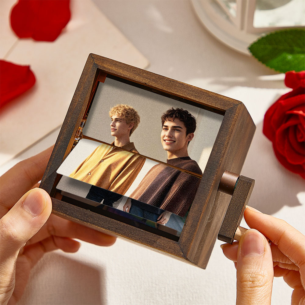 Op Maat Gemaakte Flipboekframe-animatiemachine Mechanisch Met De Hand Aangedreven Fotoalbum Met Lichtzwarte Walnoot Baby-fotokubusframe Creatief Cadeau LGBT