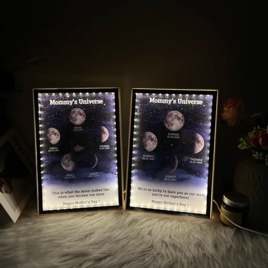 Mommy's Universe - Gepersonaliseerde Op Maat Gemaakte Starry Moon Phase Mirror Lightboxes