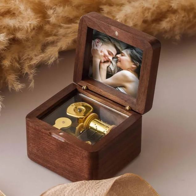 Gepersonaliseerde Muziekdoos, Moederdagcadeau Voor Haar, Gepersonaliseerde Muziekdoos Met Foto, Jubileumcadeaus Voor Vriendje, Muziekcadeaus Voor Mama En Papa - SokkenFoto
