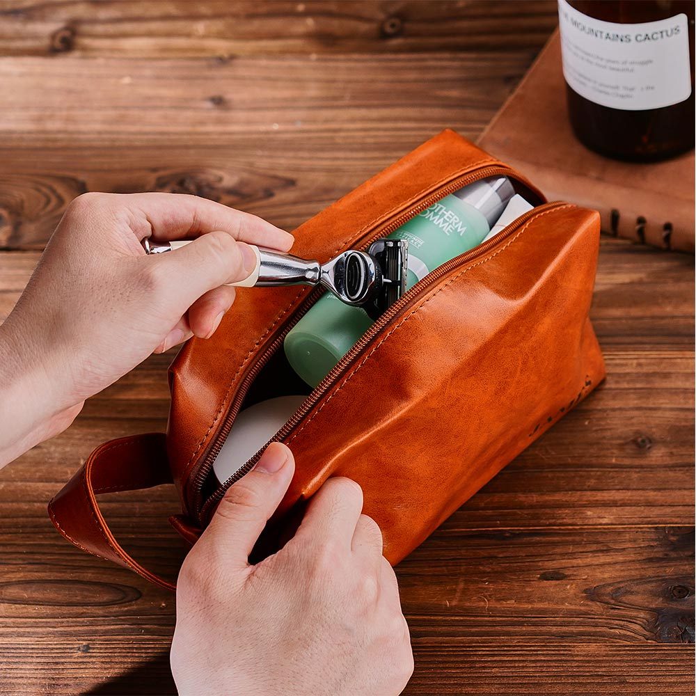 Custom Name Engraved Men's Toiletry Travel Storage Bag Leather Bag - Get Photo Blanket
