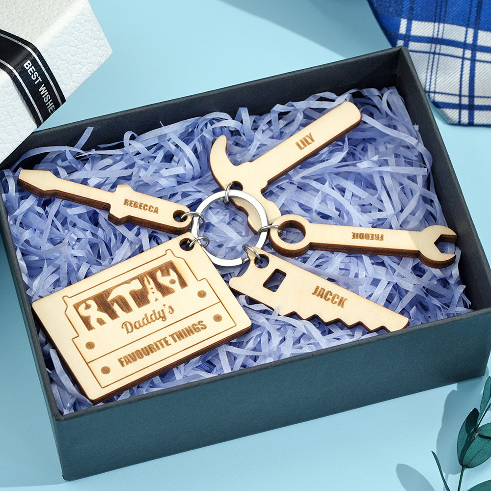 Personalised Wooden Dad’s Toolbox Child Family Tag Keyring - Get Photo Blanket