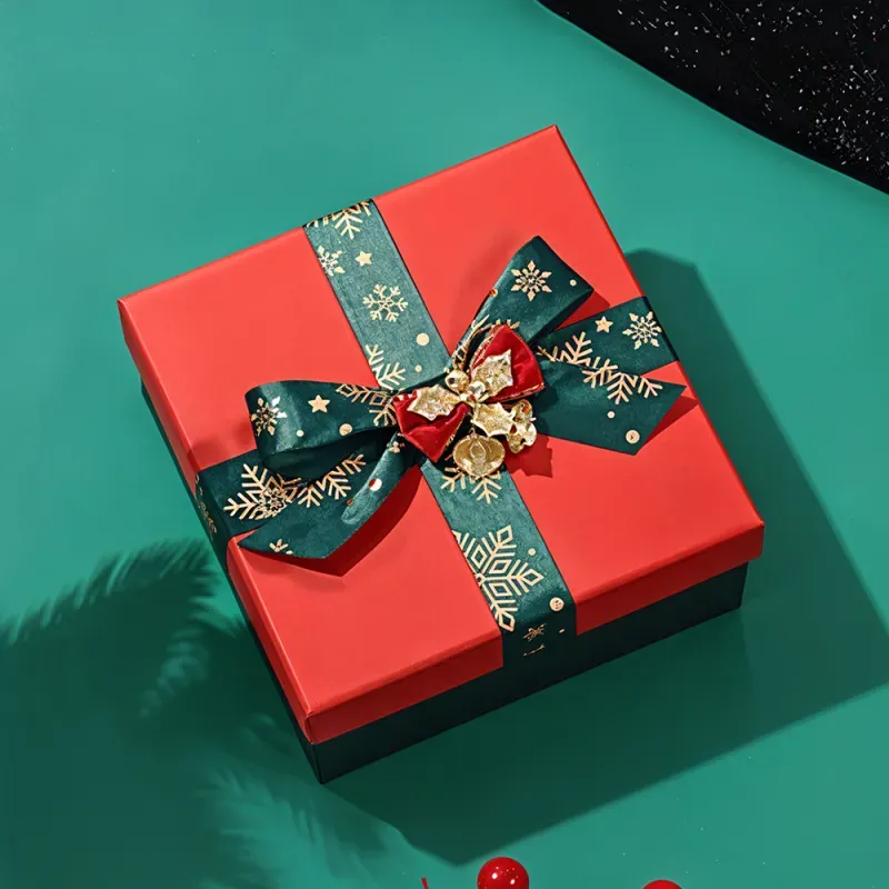 About 5inch Ornaments/keychain gift boxes