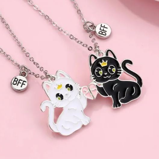 Black & White Cat BFF Matching Necklaces, Crown Kitten Best Friend Friendship Pendant Necklace Set for Girls