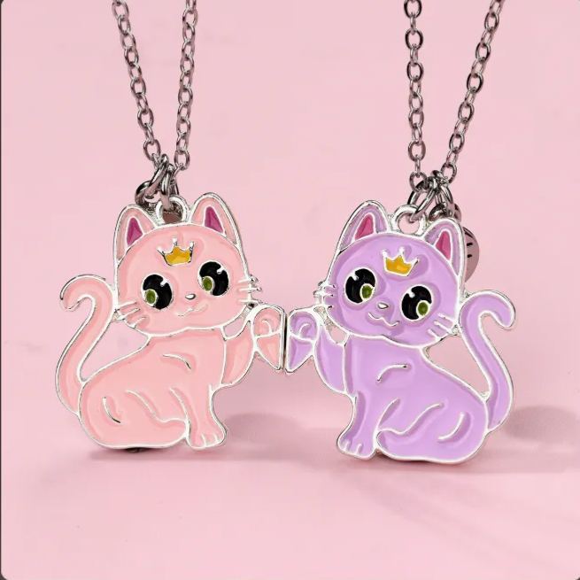 Black & White Cat BFF Matching Necklaces, Crown Kitten Best Friend Friendship Pendant Necklace Set for Girls