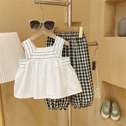 Toddler 2-Piece Sleeveless Simple Plaid Set - image 3