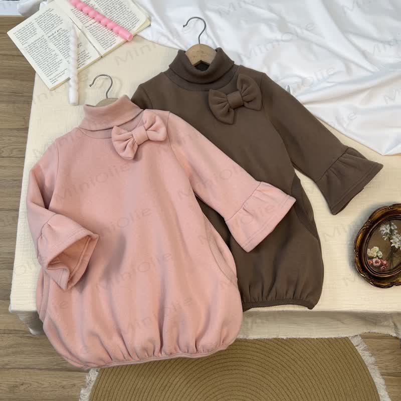 Toddler Girl 3D Bow Solid Color Puff Sleeve Dress - image 1