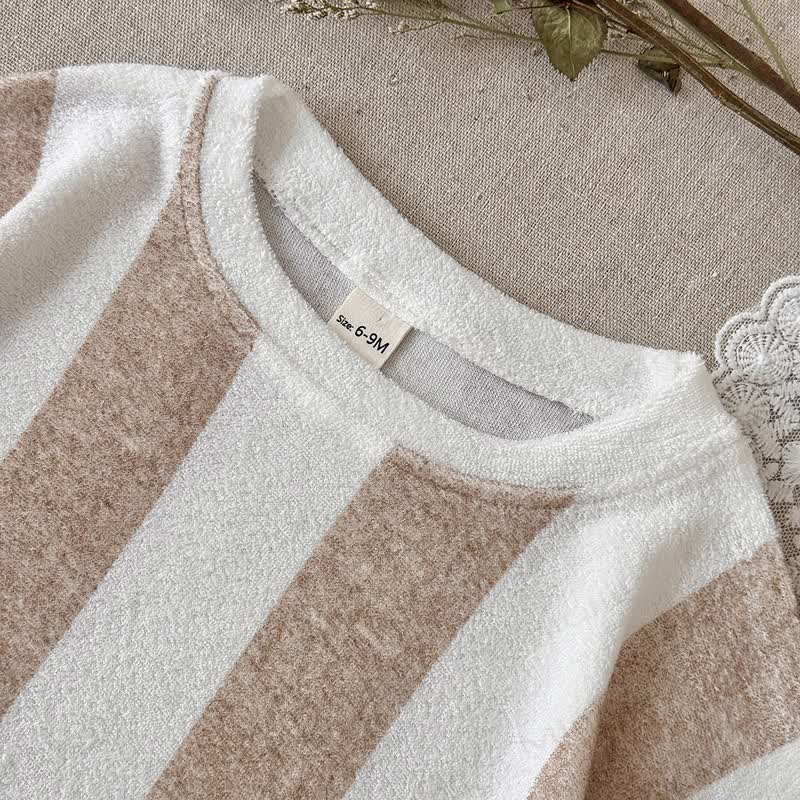 Baby White Stripe Tee and Shorts Set - image 2