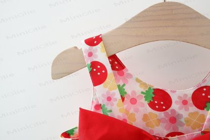 Baby Strawberry Print Bow Sleeveless Dress with Hat - image 4