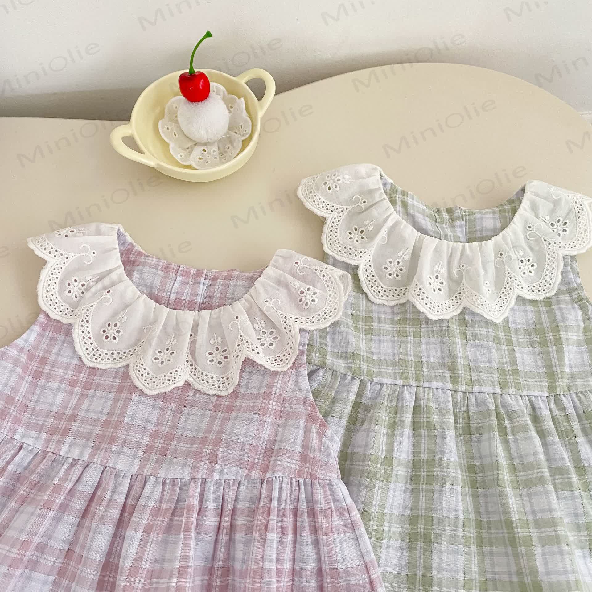 Baby Toddler Girl Plaid Sleeveless Top and Shorts Set  - image 4