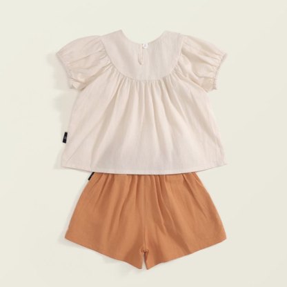 Toddler Girl Floral Embroidered Puff Sleeve Top and Shorts 2-piece Set - image 2