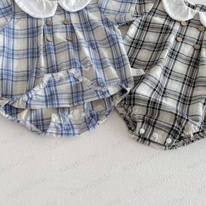 Baby Gingham Peter Pan Collar Bodysuit with Hat - image 12