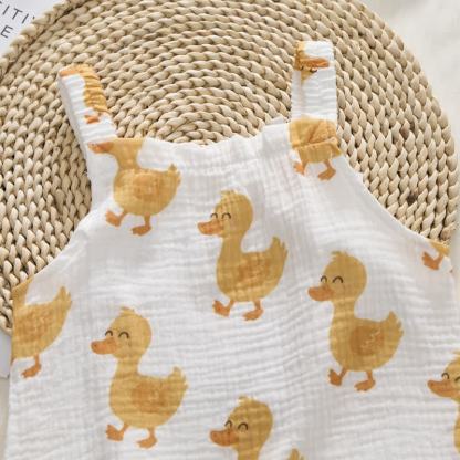 Baby Duck Print White Romper with Hat - image 3