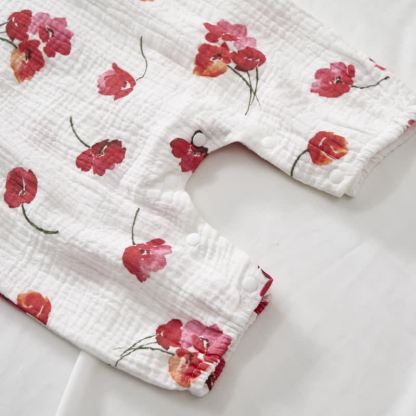 Baby Girls Red Flower Print White Jumpsuit with Hat - image 5
