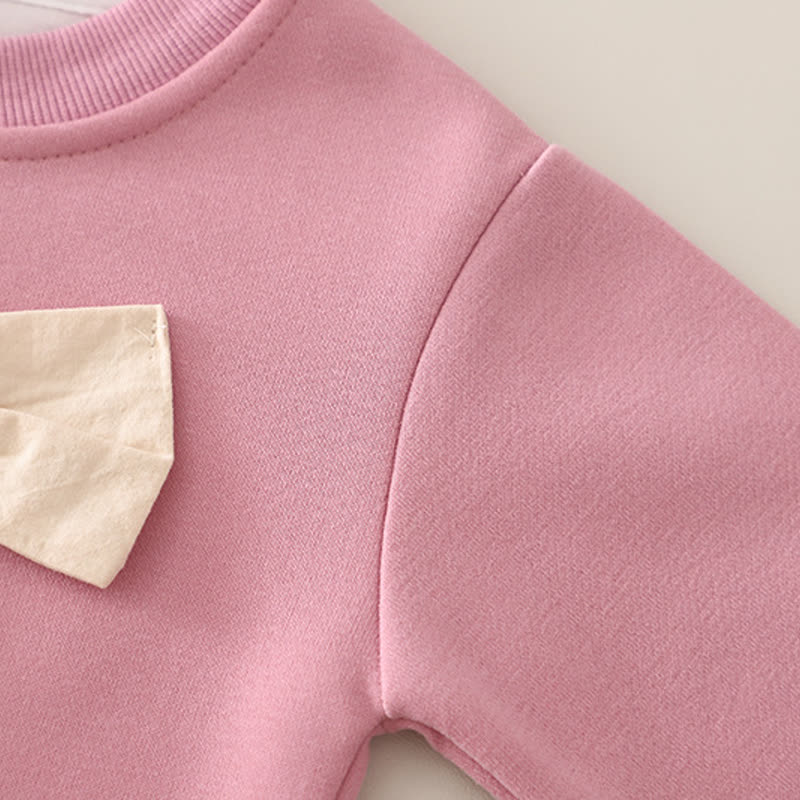 Toddler Girl Big Bow Sweatshirt and Denim Pants 2-piece Set - image 7