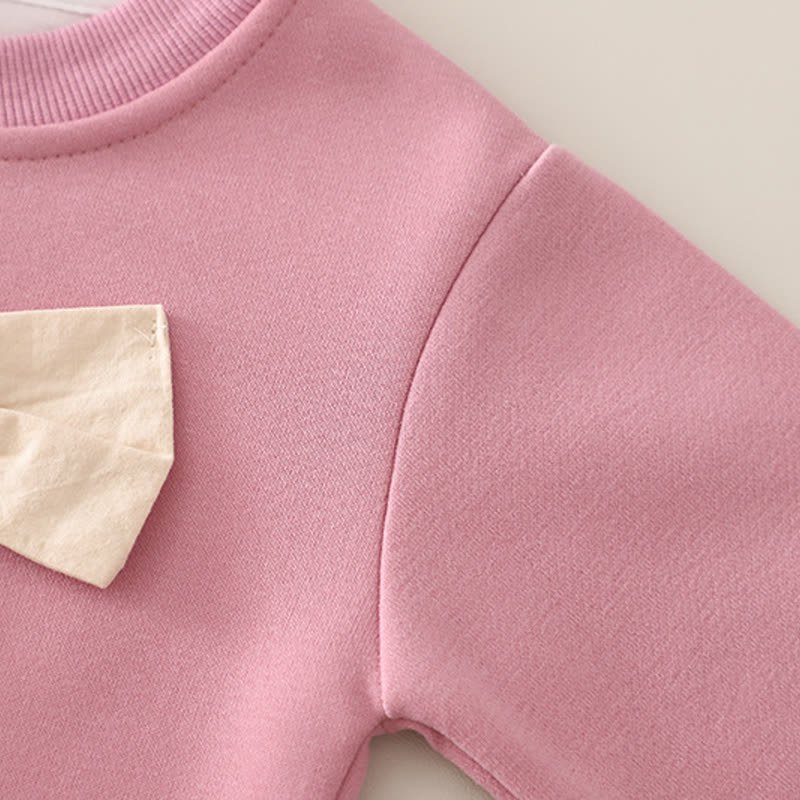 Toddler Girl Big Bow Sweatshirt and Denim Pants 2-piece Set - image 7