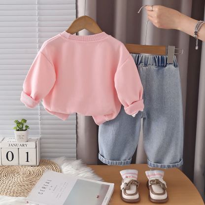 Toddler Girl Butterfly Flower Sweatshirt and Jeans 2-piece Set - image 6