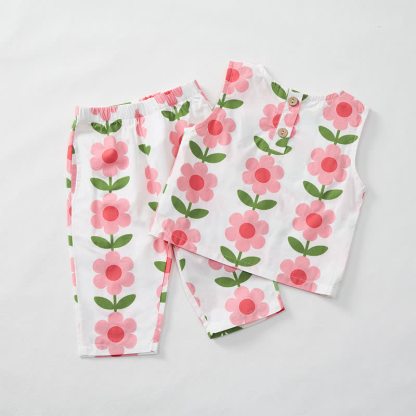 Baby Toddler Floral White Top and Shorts 2-piece Set - image 3