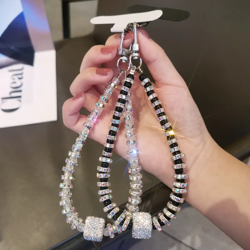 🎁 Last Day Promotion 50% OFF🔥 - Sparkling Diamond Square Rhinestone Phone Lanyard