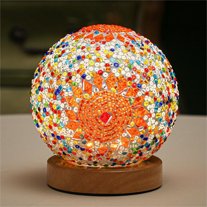 Romantic and Freedom-Bohemia & Baroque Nightlight