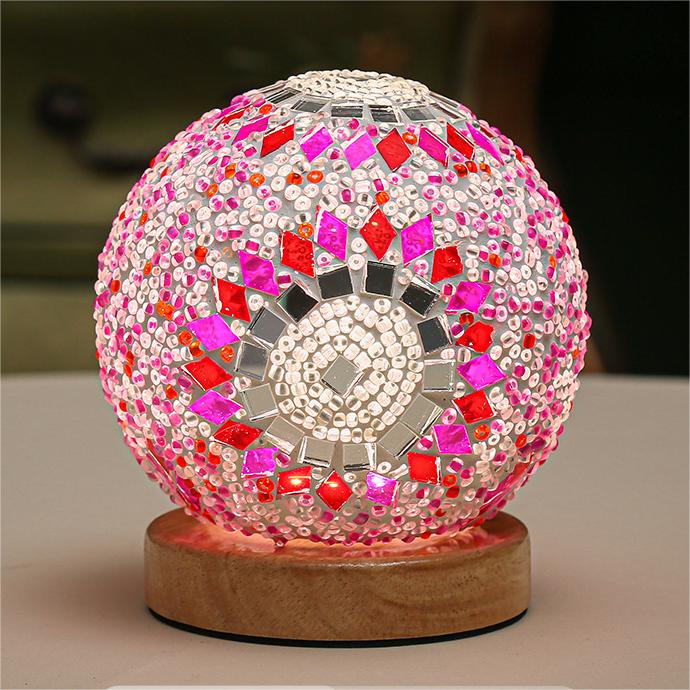 Romantic and Freedom-Bohemia & Baroque Nightlight