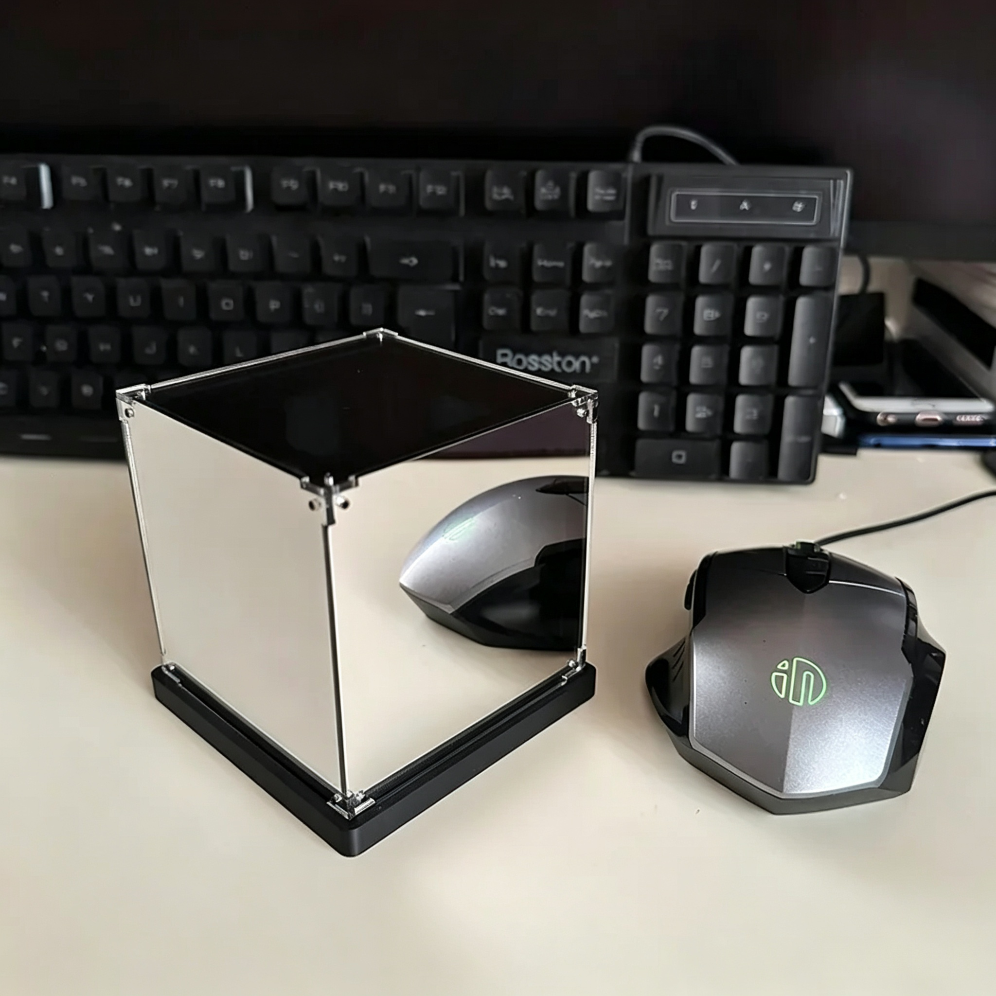 🔲Infinity Mirror Cube LED Table Lamp✨
