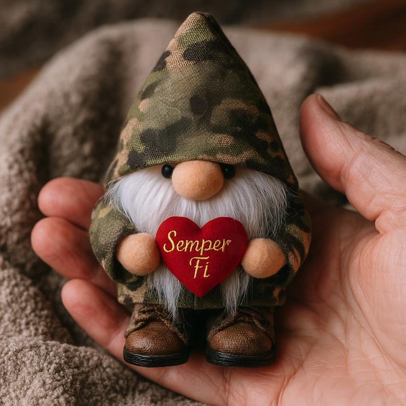 💖🎁Heart of Service – Military Commemorative Gnomes