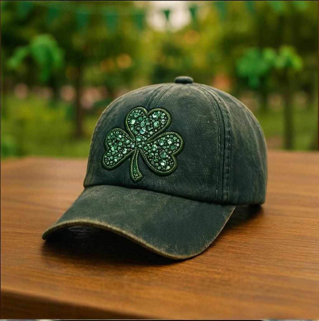 🧢🍀 Lucky Clover Baseball Cap – A Touch of Sparkle, A Symbol of Good Luck