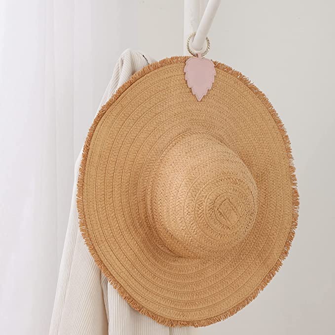 🔥HOT NEW RELEASE🥳 - Magnetic Hat Clip on Bag👒