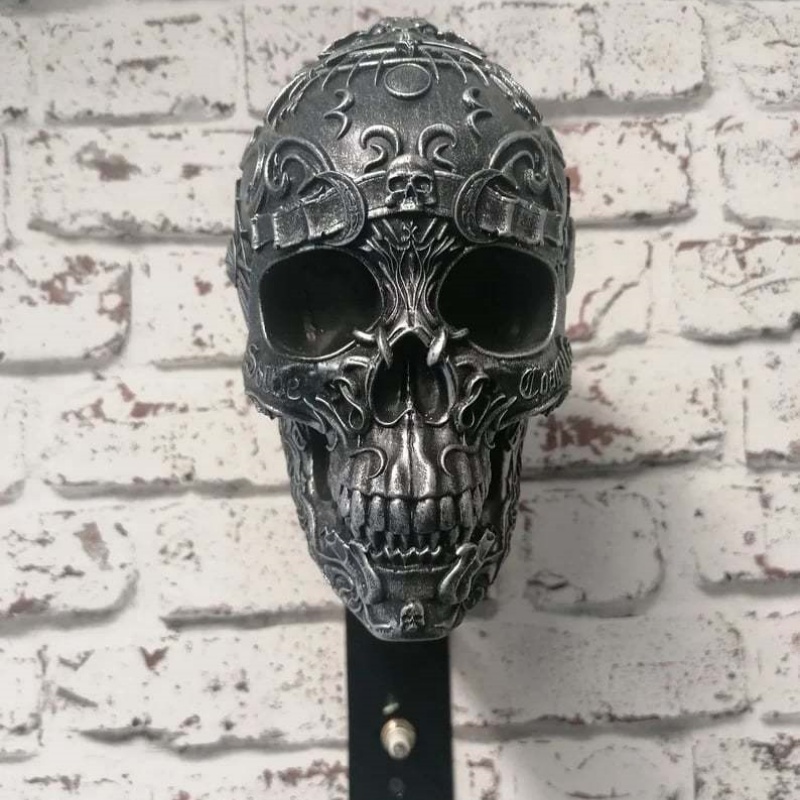🏴‍☠️Motorcycle Helmet and Jacket Skull Holder