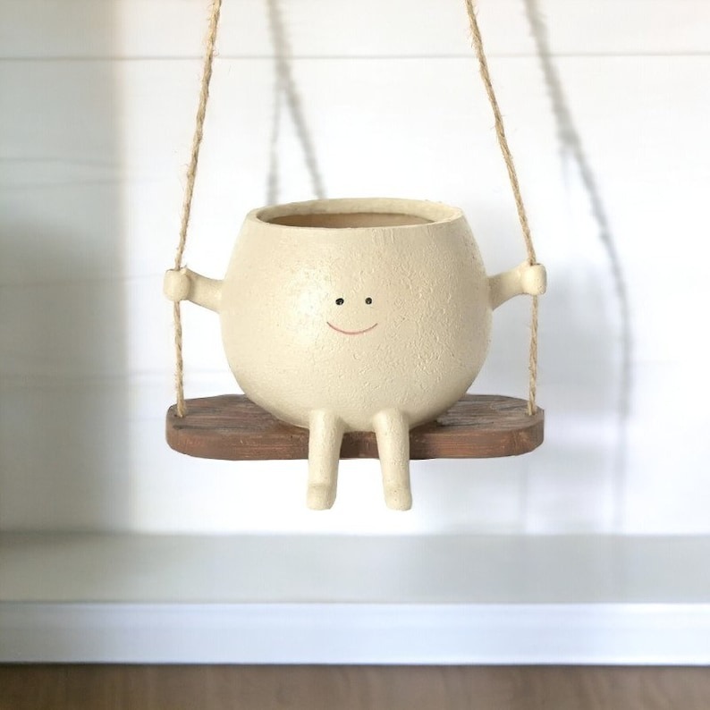 🔥HOT SALE😍🌱Swing Smile Face Planter Pot Hanging Resin Flower Head Planters 🌱