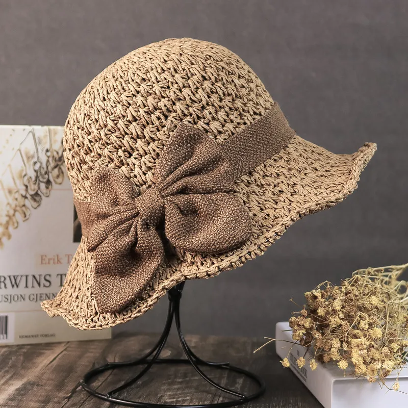 💖Elegant Crochet Straw Hat with Ruffle Detail