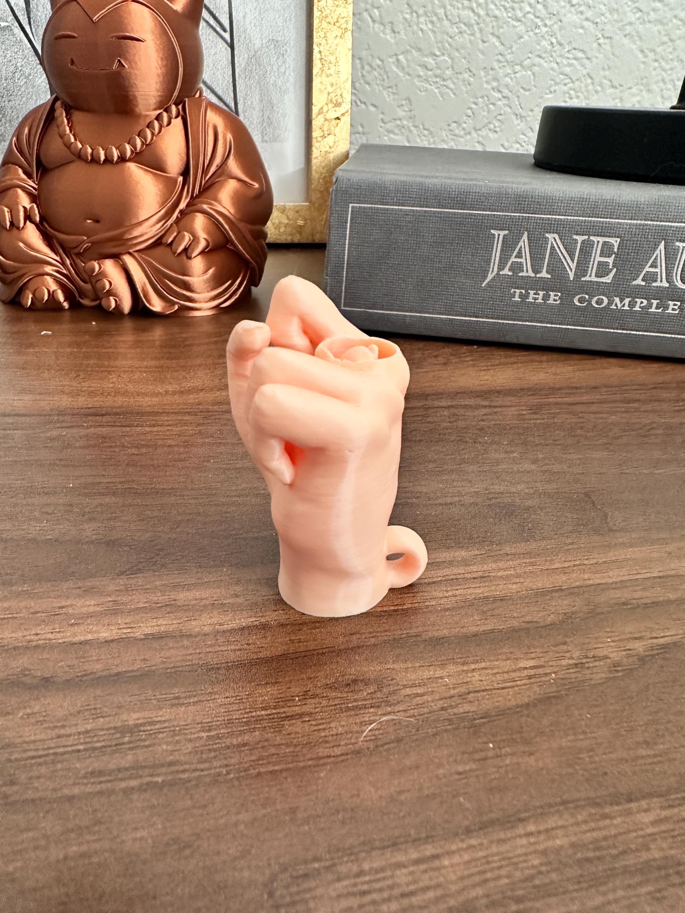 Extendable Collapsing Middle Finger