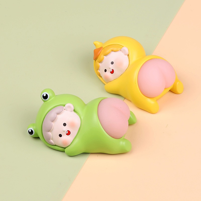 Decompression Butt Ornament