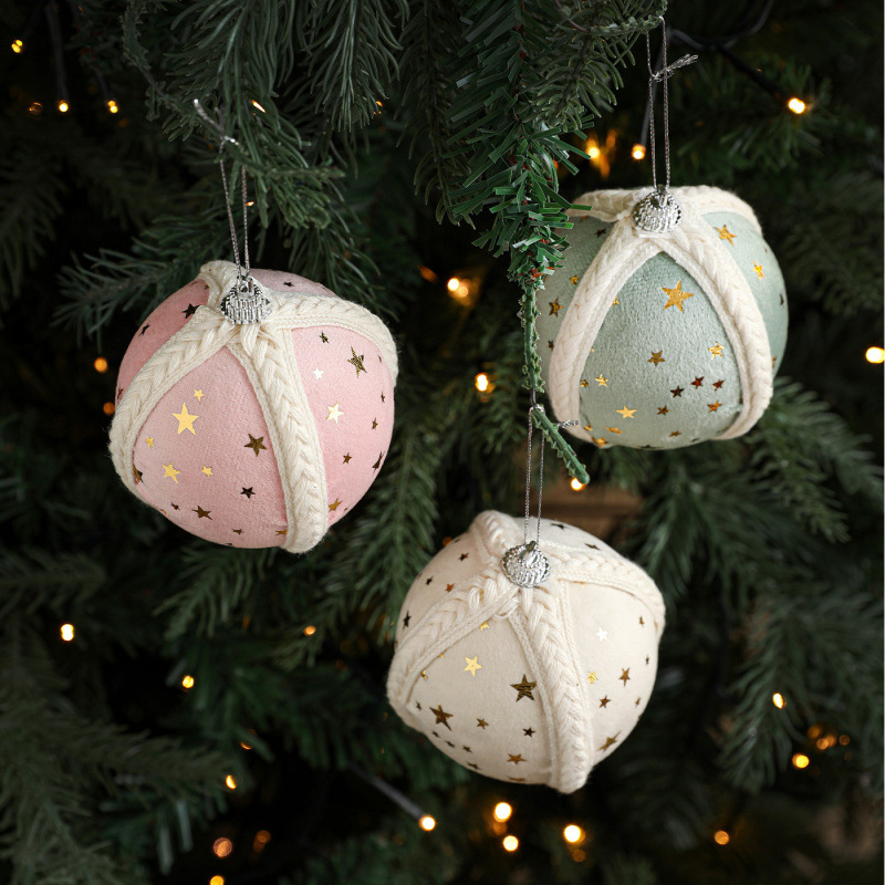 Starry Knit Christmas Baubles 🎄✨