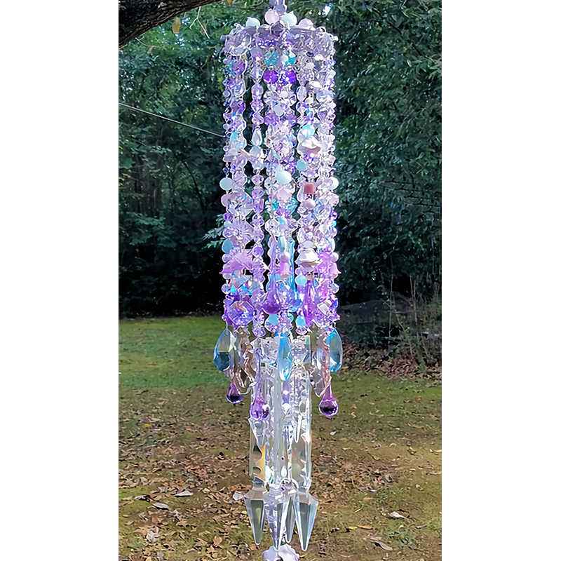 Aurora Crystal Wind Chimes，Made of hundreds of crystals and gems.