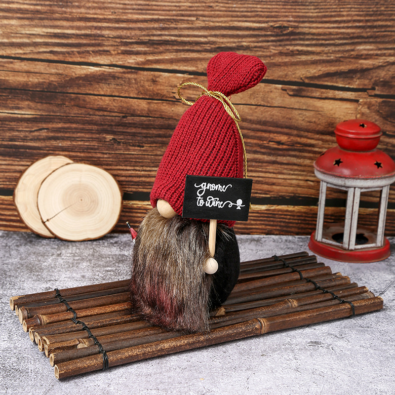 Raise a bottle Gnome