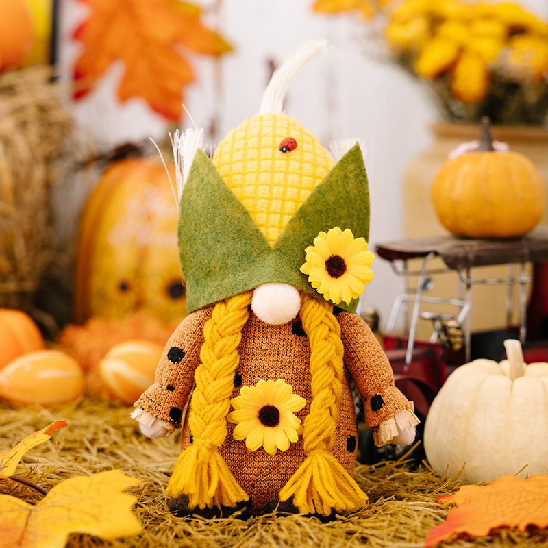 Corn cob Gnome
