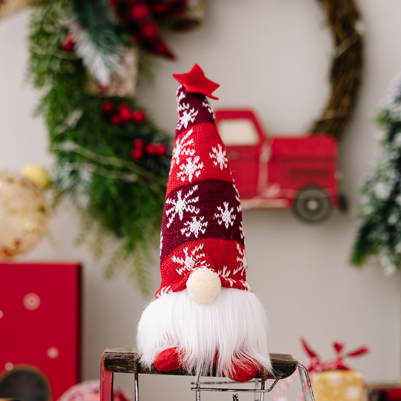 Snowflake Knit Beanie with Light Gnome